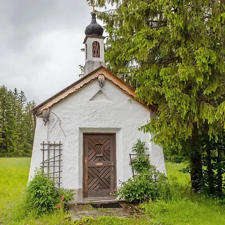 Baeckeralm Guest house *